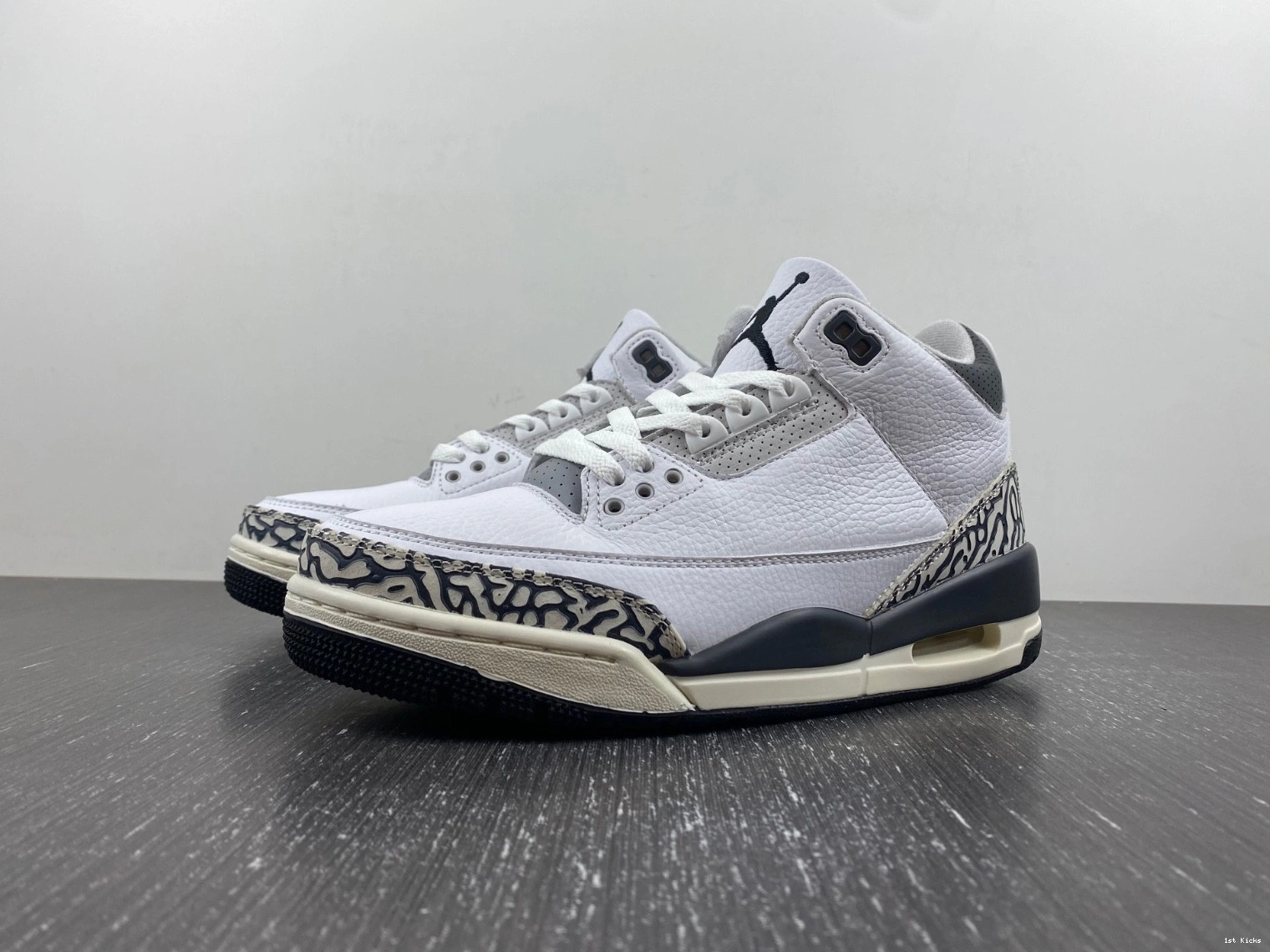 Jordan DX6665-100 Hide Retro N' 3 - (GS) Sneak 1207